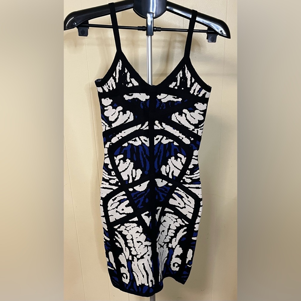 Elegant Black and Blue Patterned Bodycon Mini Dress